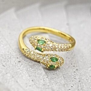 Crystal Eye Snake Ring